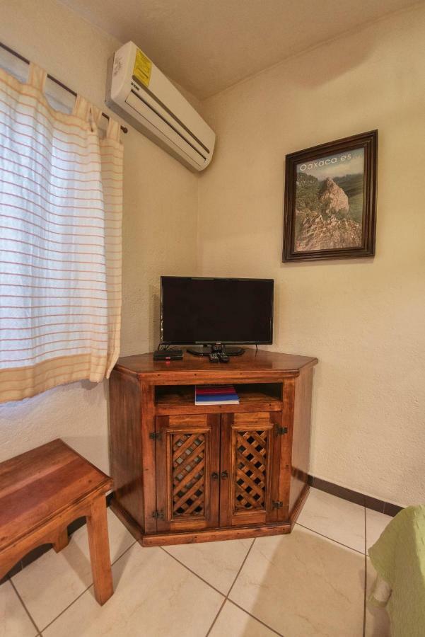 Hotel Casa Yunenisa Oaxaca Экстерьер фото