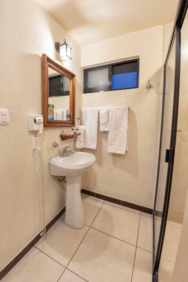 Hotel Casa Yunenisa Oaxaca Экстерьер фото