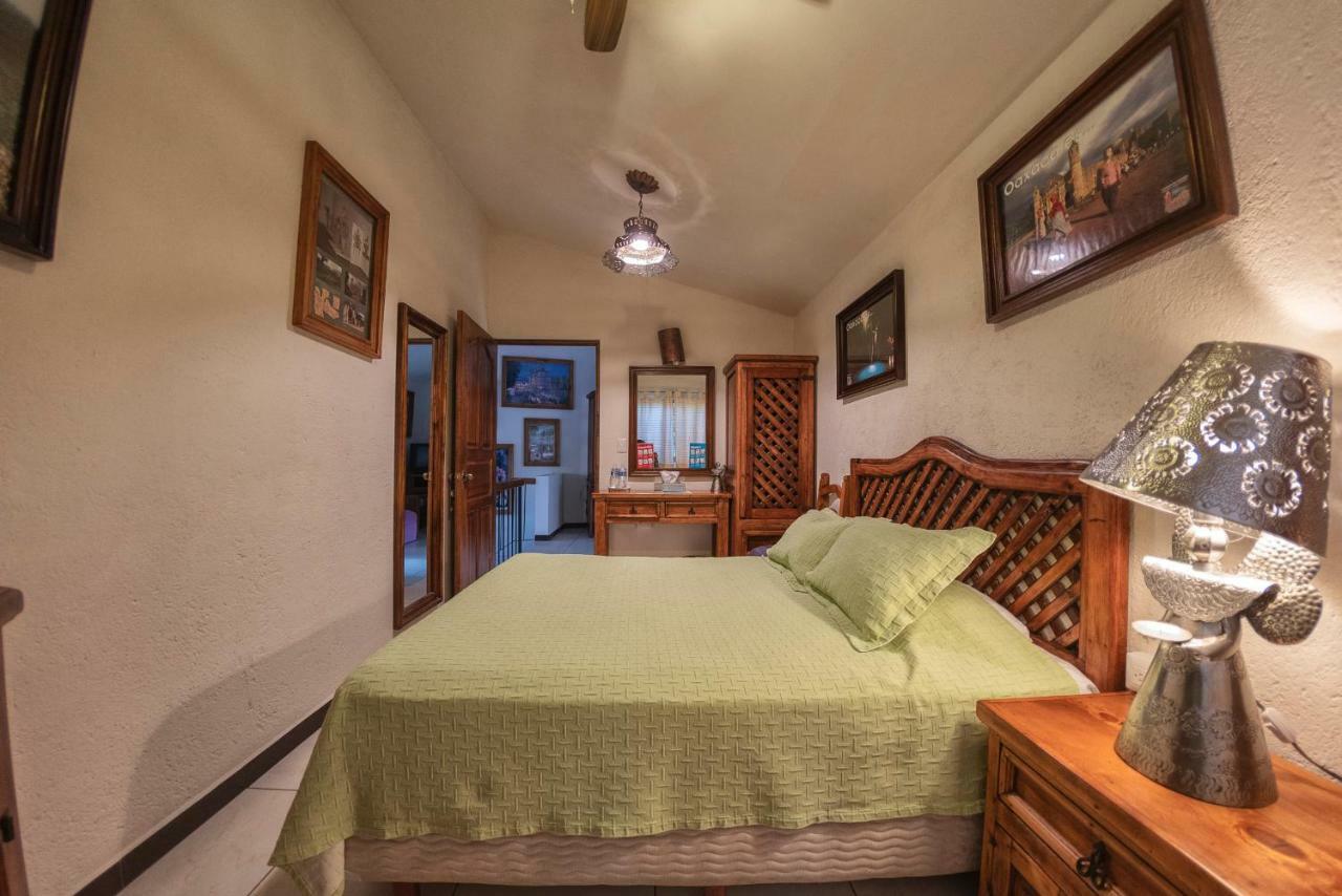 Hotel Casa Yunenisa Oaxaca Экстерьер фото